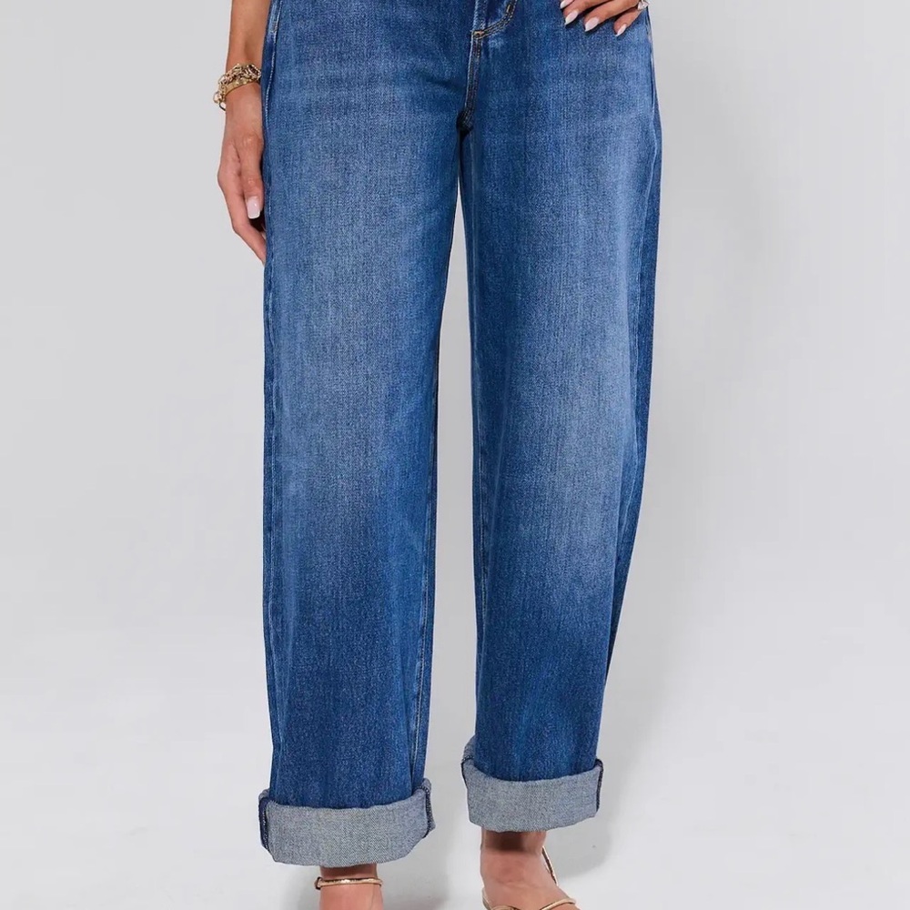 ROLLA'S Gigi Barrel Jeans in Medium Blue Wash